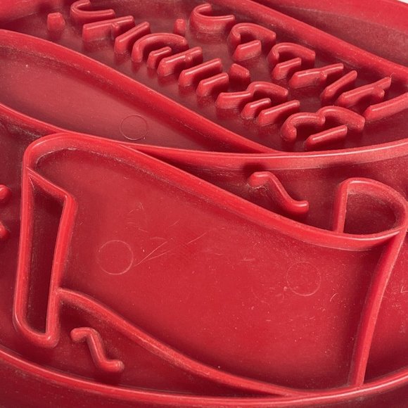 Tupperware Birthday Cake Cookie Cutter Red Plastic Imprint Shape 4 Inch Vintage - Picture 2 of 5